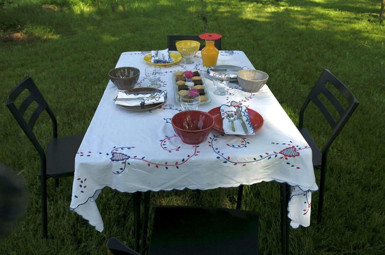 Bed and Breakfast Les Trois Etangs Saint-Viaud Exterior foto